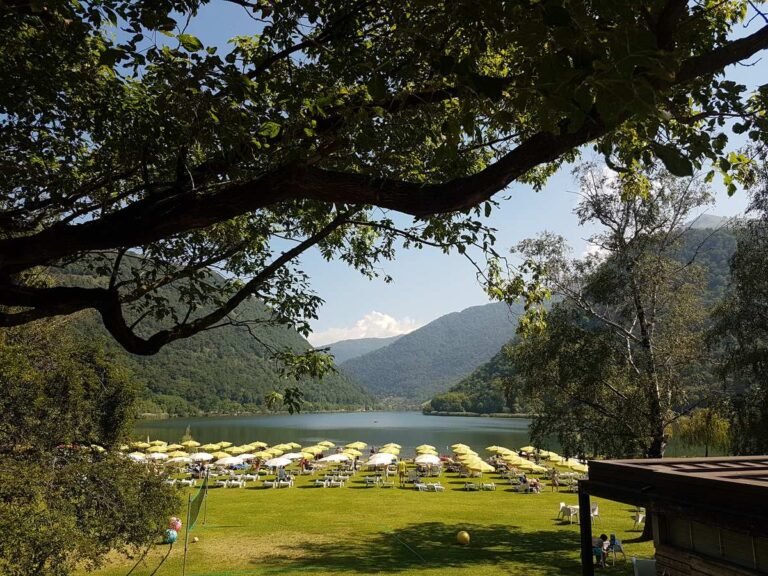 Lago del Segrino – Lago del Segrino giro ad anello con partenza da Fiumelatte
