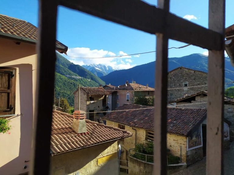 Giro ad anello tra Passo Agueglio e Valsassina