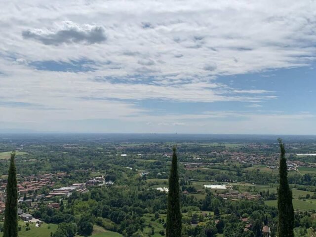 Giro del Parco di Montevecchia e della Valle del Curone