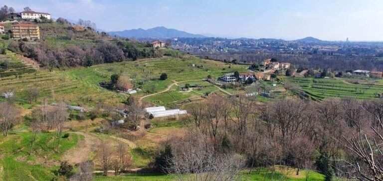 Giro del Parco di Montevecchia e della Valle del Curone